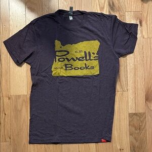 Powells books T-Shirt - Portland Oregon